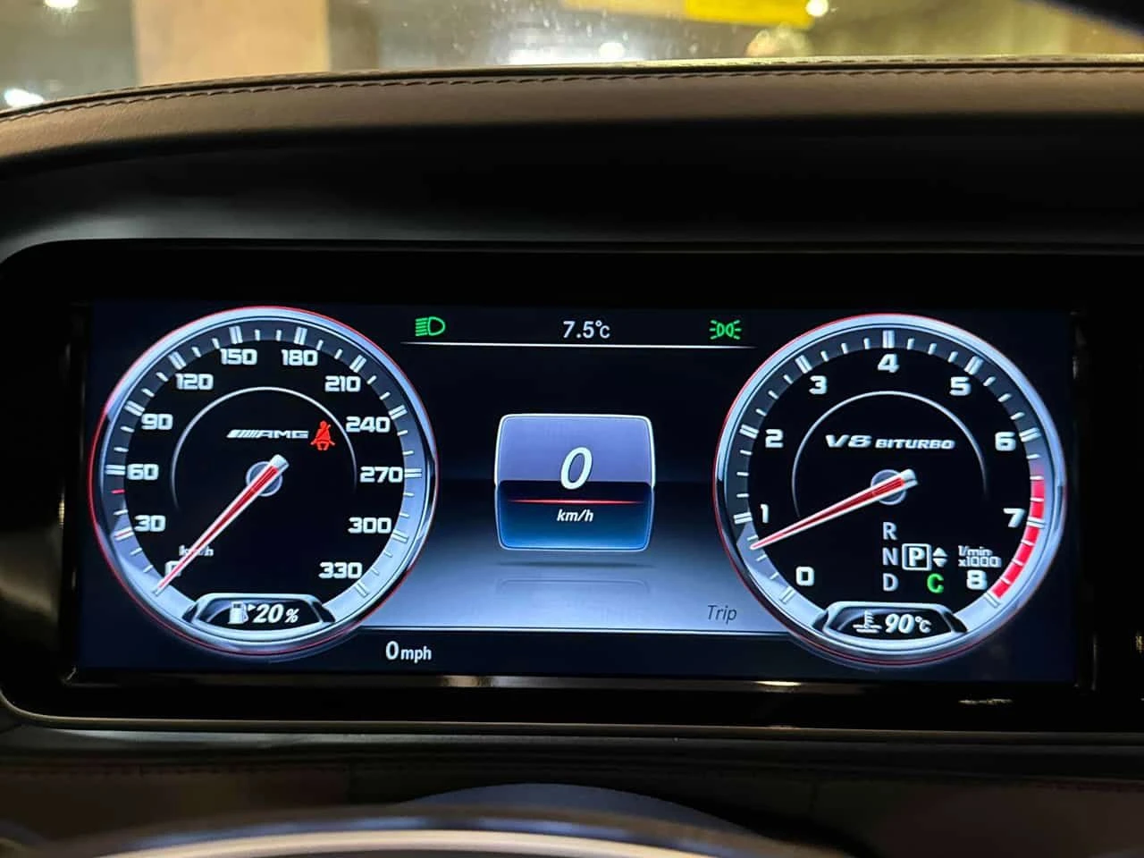 Mercedes-Benz S 63 AMG * АВТОКРЕДИТ БЕЗ ПЪРВОНАЧАЛНА ВНОСКА, снимка 11 - Автомобили и джипове - 54577359