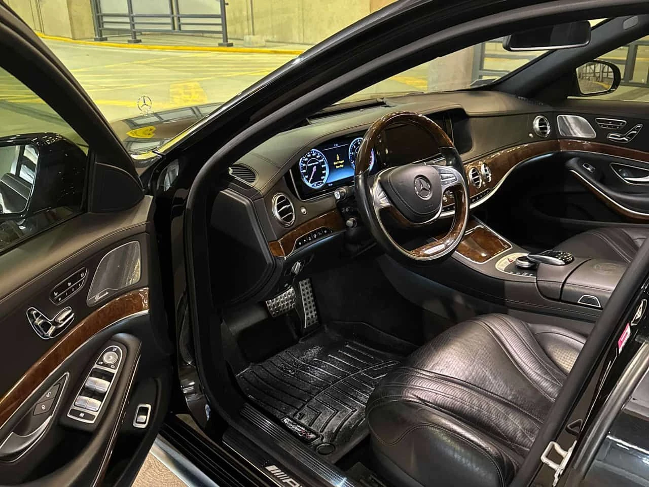 Mercedes-Benz S 63 AMG * АВТОКРЕДИТ БЕЗ ПЪРВОНАЧАЛНА ВНОСКА, снимка 9 - Автомобили и джипове - 54577359