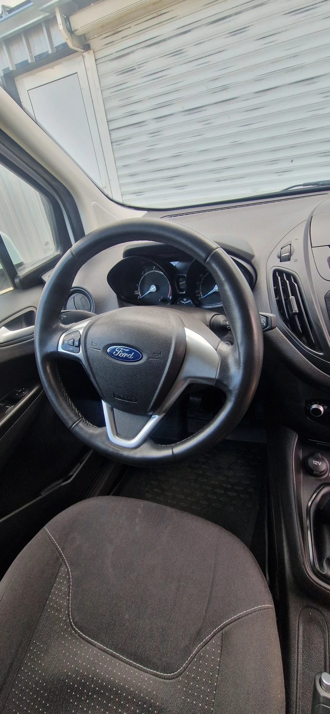 Ford Courier, снимка 8 - Автомобили и джипове - 54653870