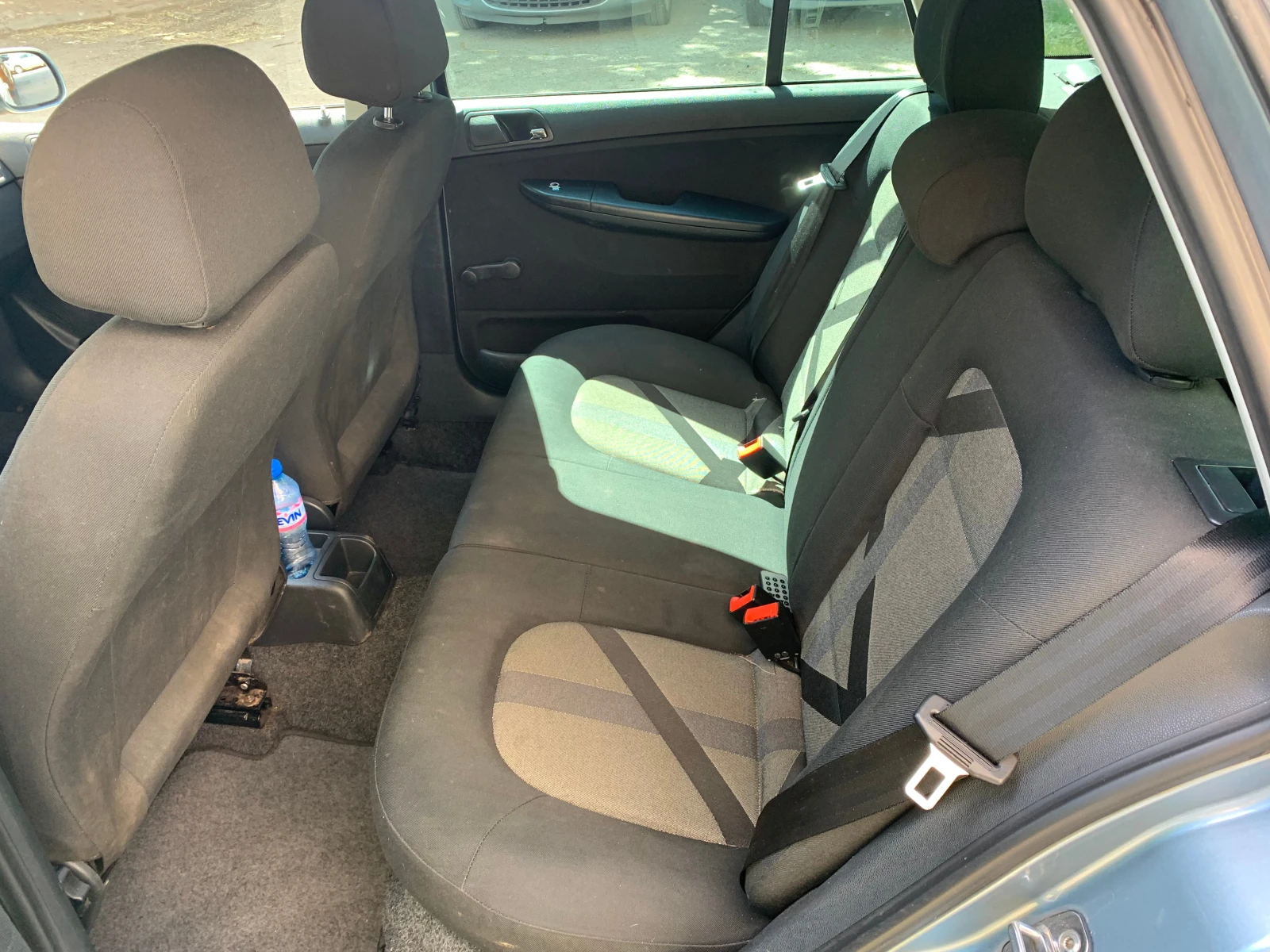 Skoda Fabia TDI, снимка 9 - Автомобили и джипове - 54729709