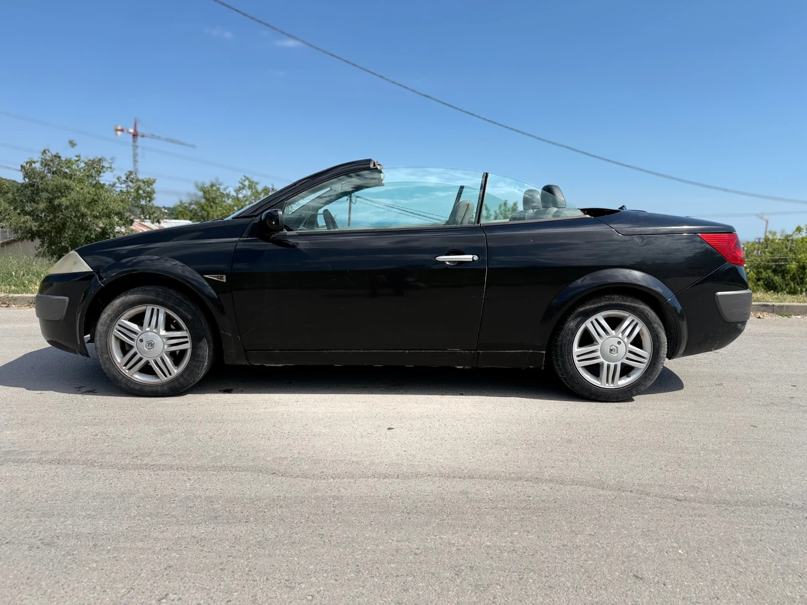 Renault Megane Кабрио 1.9 120к.с. 6 Скорости Климатроник Редовна, снимка 2 - Автомобили и джипове - 55265792