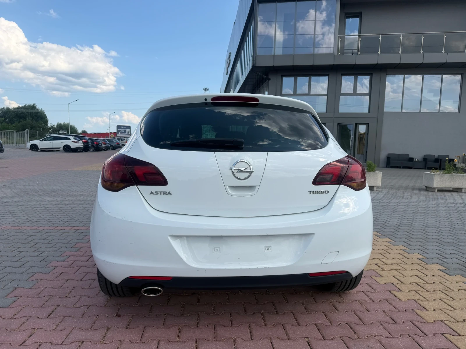 Opel Astra, снимка 5 - Автомобили и джипове - 55379868