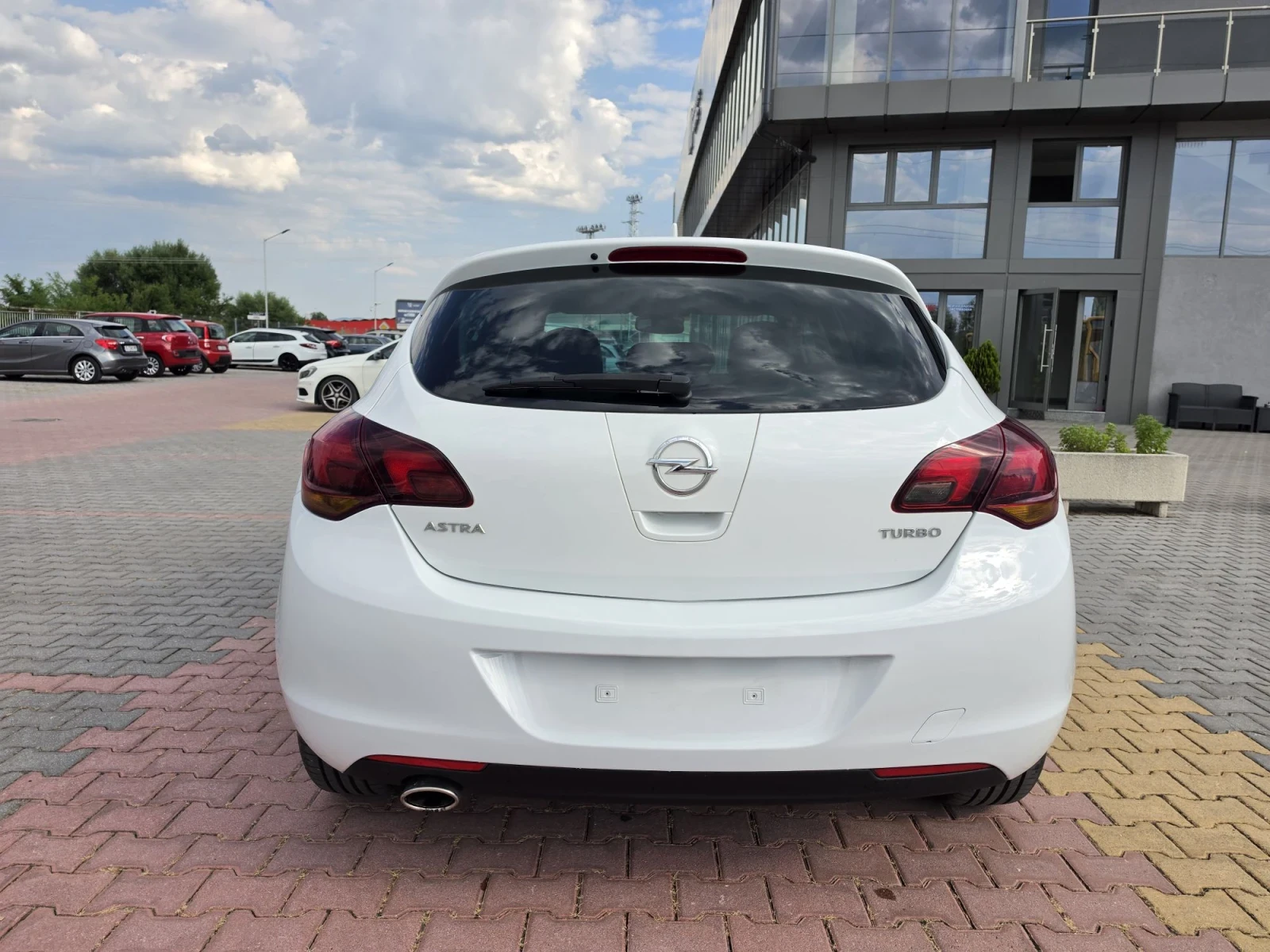 Opel Astra, снимка 4 - Автомобили и джипове - 55379868