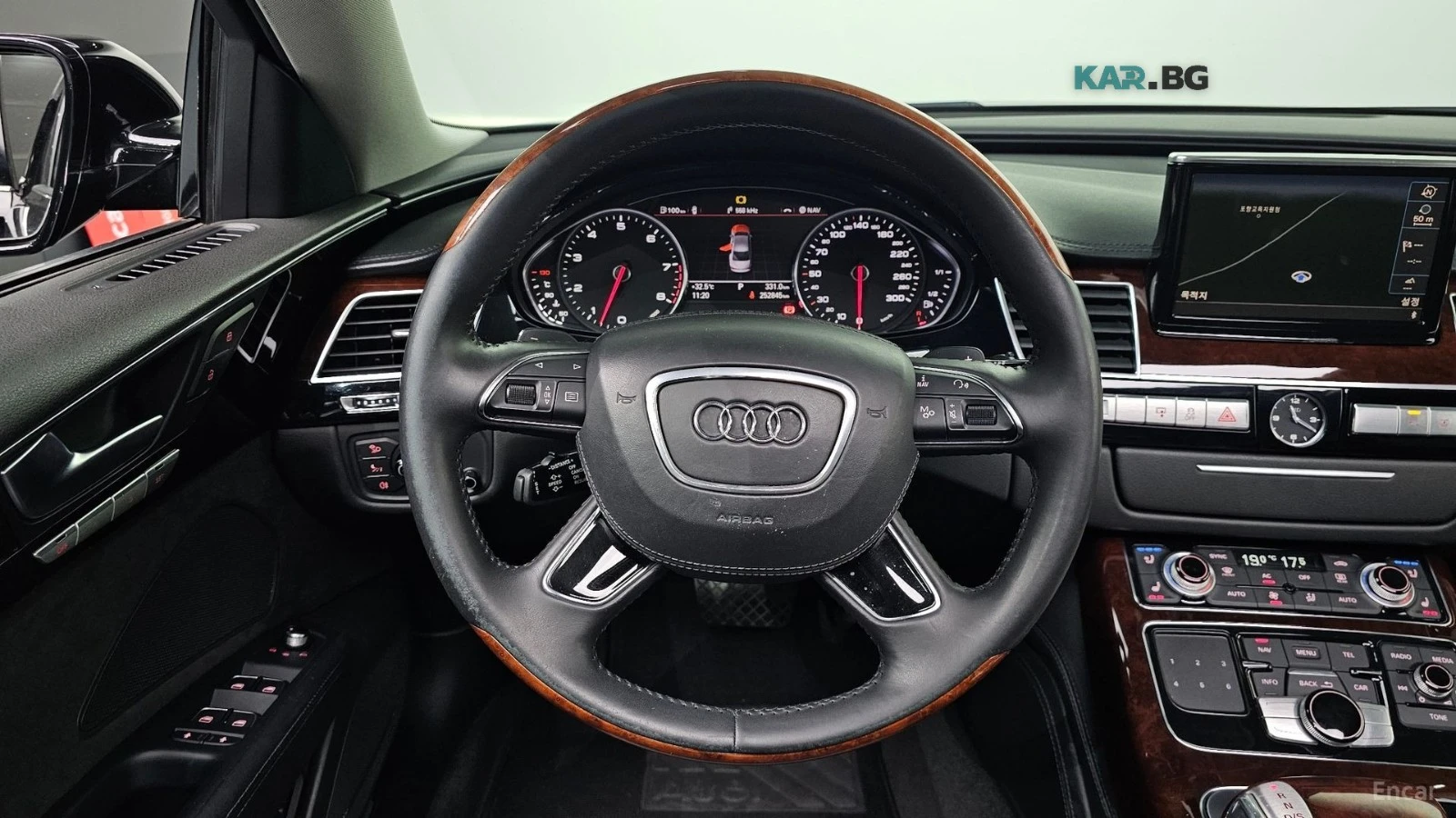 Audi A8 4.2 FSI* LWBD4* QUATRRO* PANO* ПОДГРЕВ* ОБДУХВ* НА, снимка 12 - Автомобили и джипове - 55892295