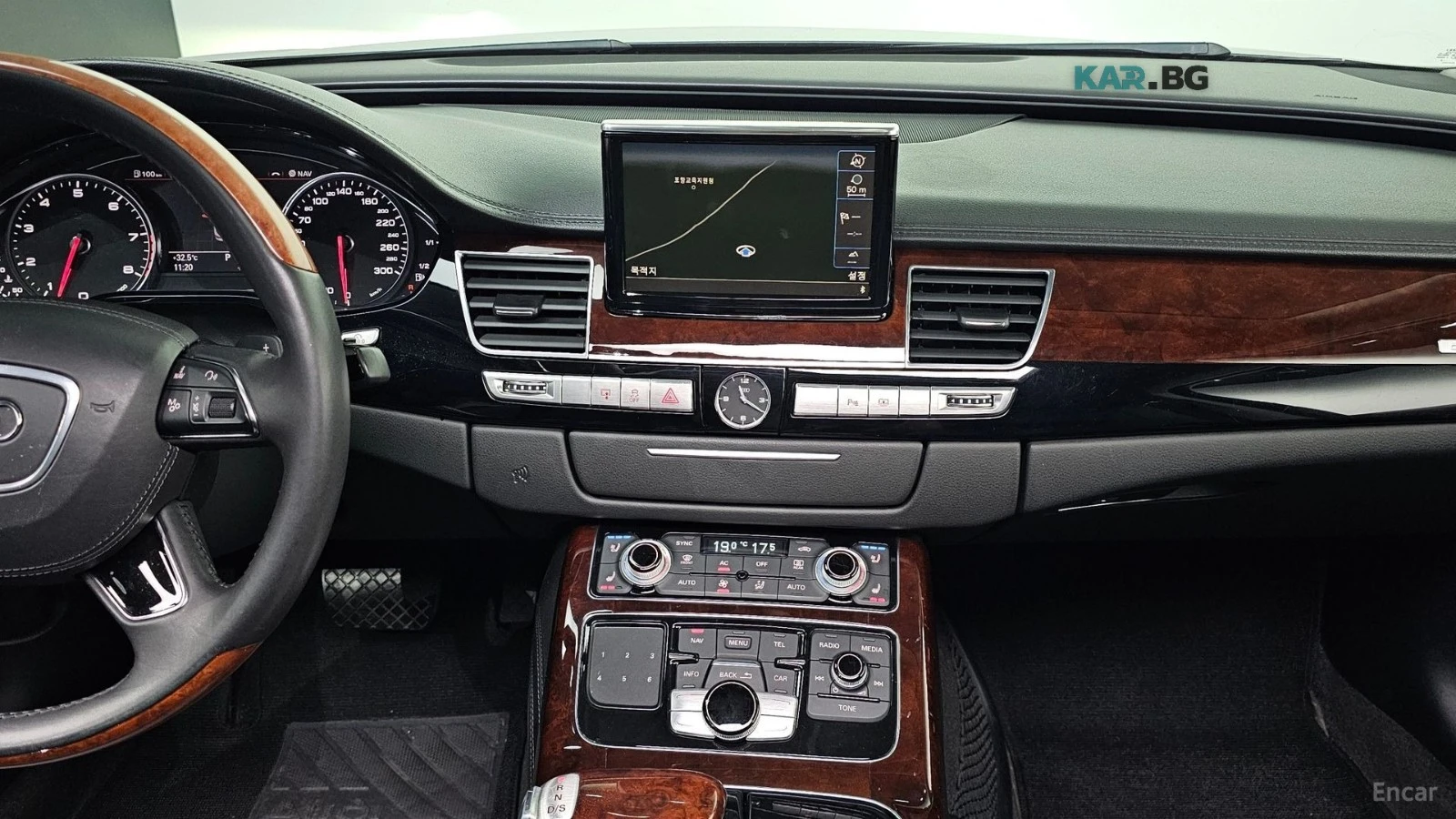 Audi A8 4.2 FSI* LWBD4* QUATRRO* PANO* ПОДГРЕВ* ОБДУХВ* НА, снимка 13 - Автомобили и джипове - 55892295