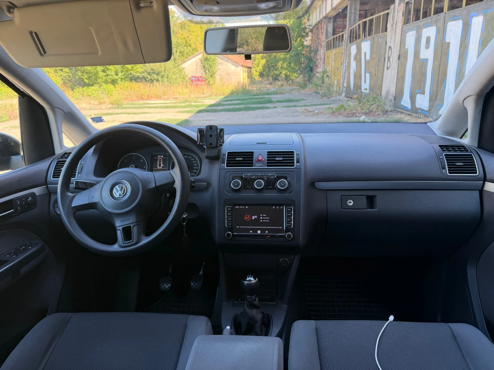 VW Touran 1.6 TDI 6 скорости подгрев , снимка 7 - Автомобили и джипове - 55952593