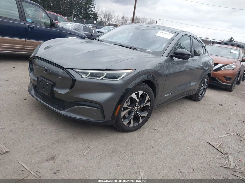 Ford Mustang Mach-E Premium, снимка 2 - Автомобили и джипове - 56521734