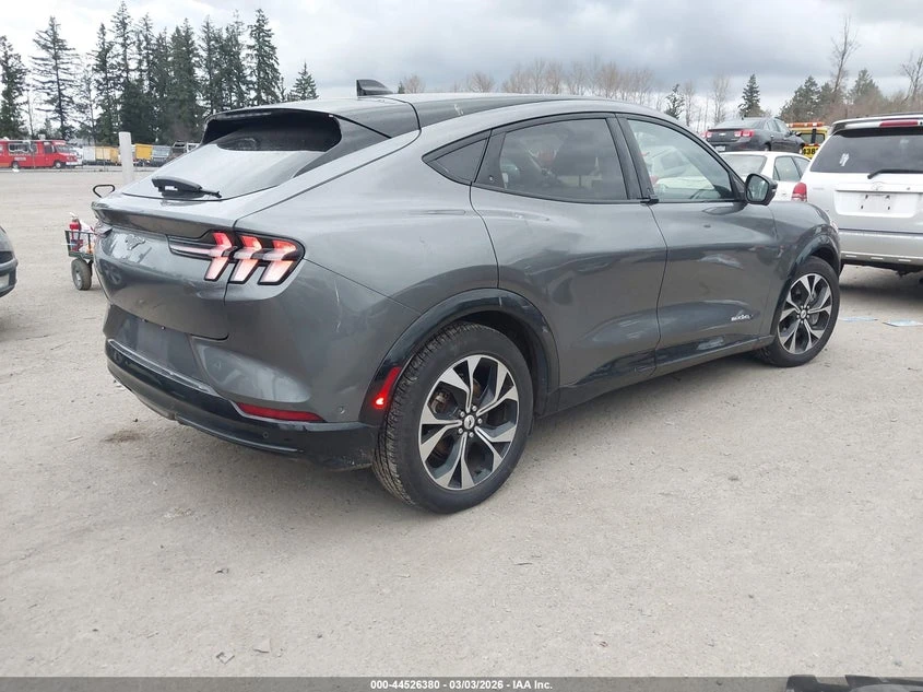 Ford Mustang Mach-E Premium, снимка 4 - Автомобили и джипове - 56521734