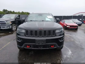 Jeep Grand cherokee TRAILHAWK 4X4 / DISTRONIC / ПОДГРЕВИ / ПАНОРАМА, снимка 2