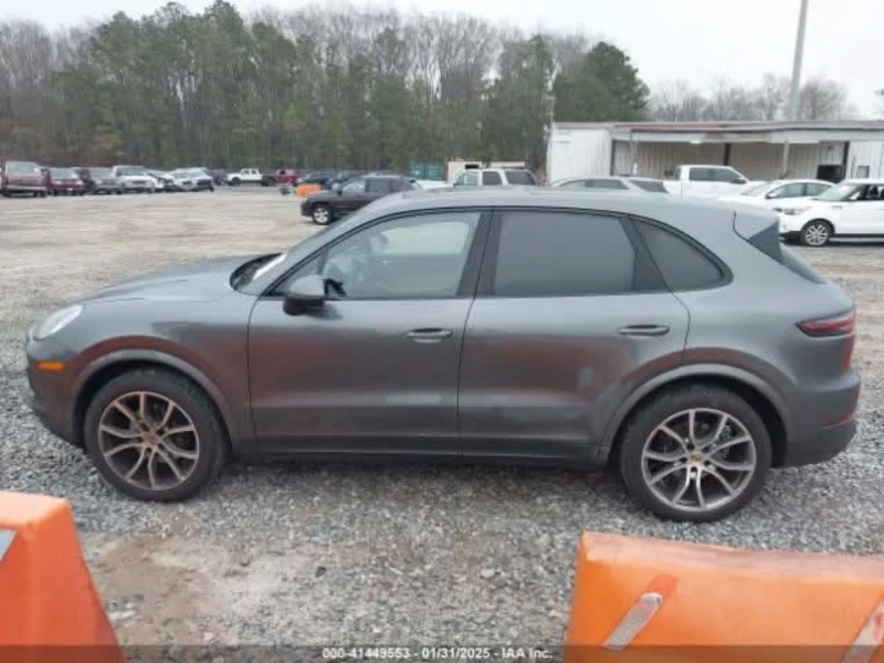 Porsche Cayenne, снимка 8 - Автомобили и джипове - 49512647