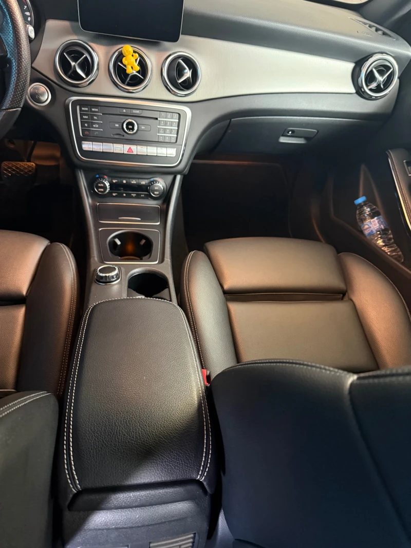 Mercedes-Benz GLA 250 GLA 250 4 Matic , снимка 13 - Автомобили и джипове - 52246417