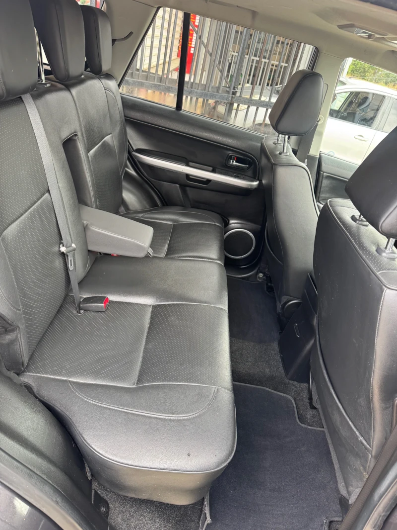 Suzuki Grand vitara 3.2 V6 Limited Edition FACE Швейцария ТОП, снимка 13 - Автомобили и джипове - 52391639