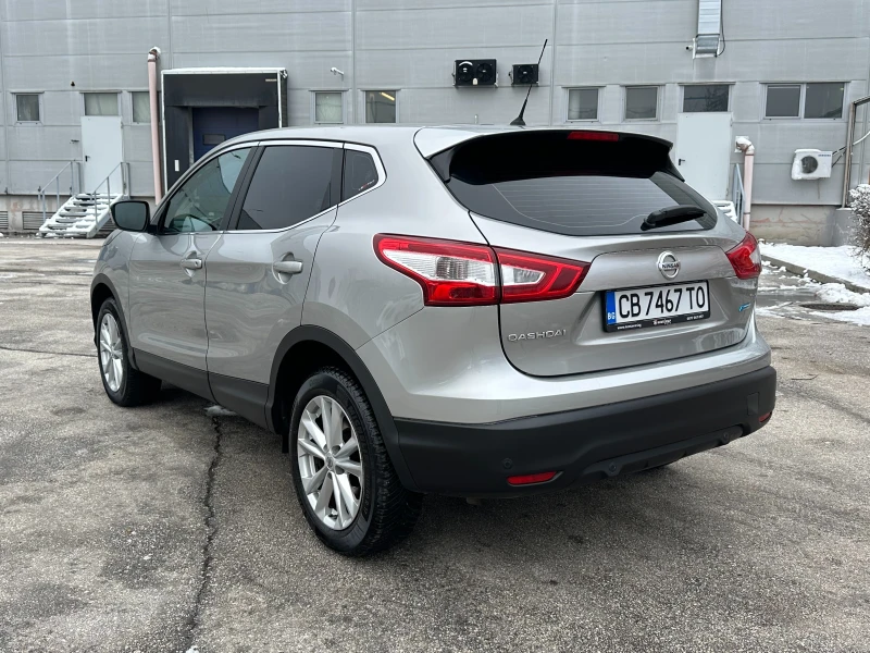 Nissan Qashqai, снимка 3 - Автомобили и джипове - 53361242