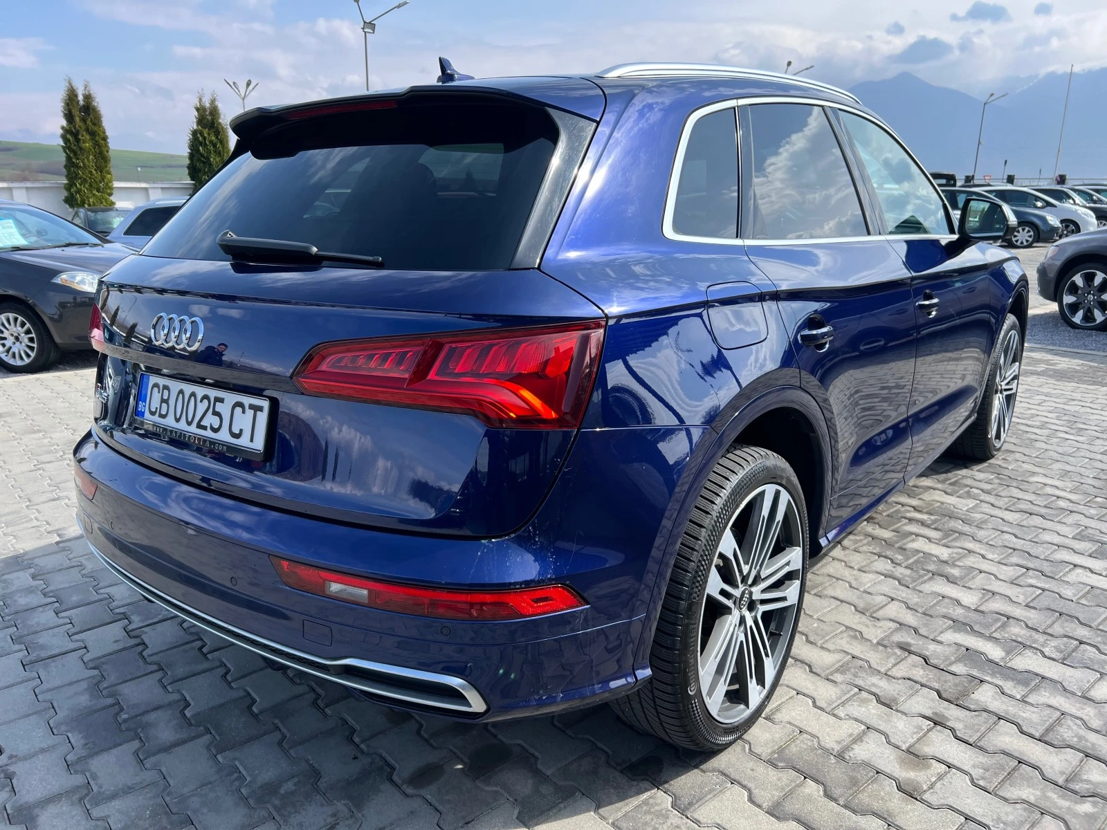 Audi SQ5 3.0TFSI*MATRIX*ПАНОРАМА*TOP* - изображение 6