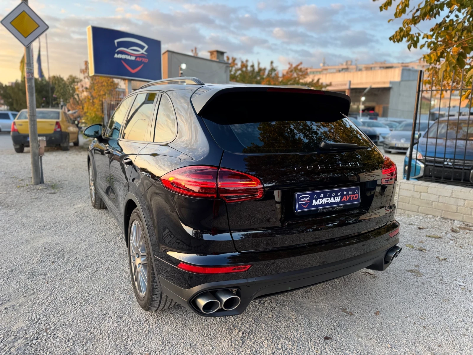 Porsche Cayenne 4.2TDI* TOP*  - изображение 6