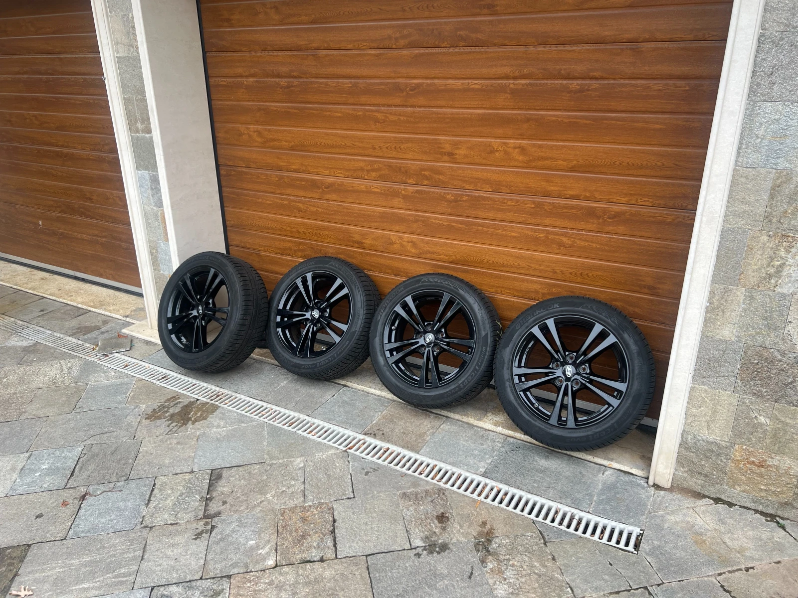 Hyundai Kona PREMIUM  | Mobile.bg   17