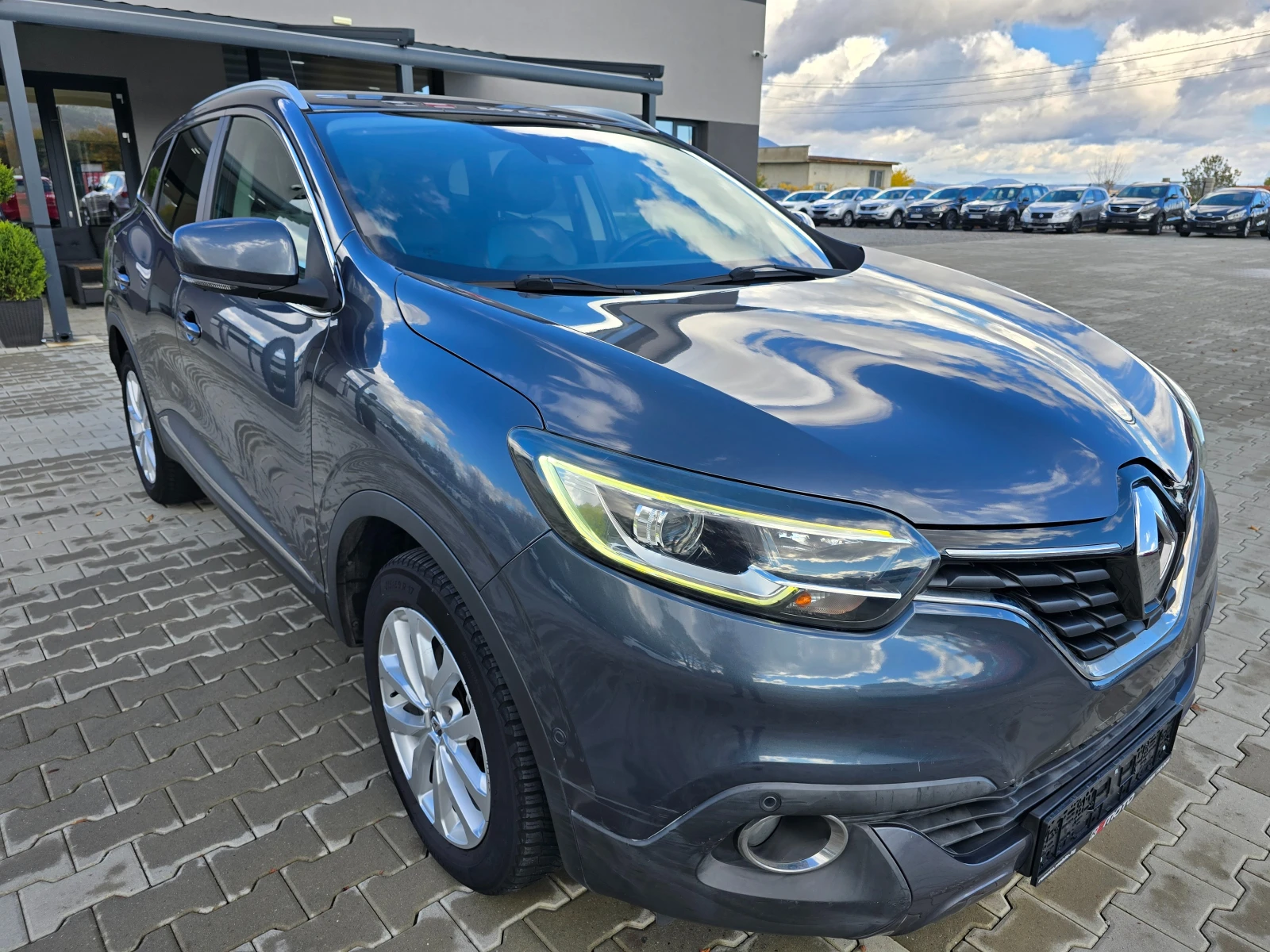 Renault Kadjar 1.5DCI, 110к.с., Нави, Камера, Кожа, Keyless! - изображение 2