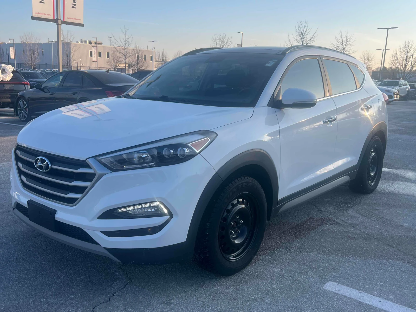 Hyundai Tucson Limited* Back cam* Шибидах* Подгрев* Keyless* Blin