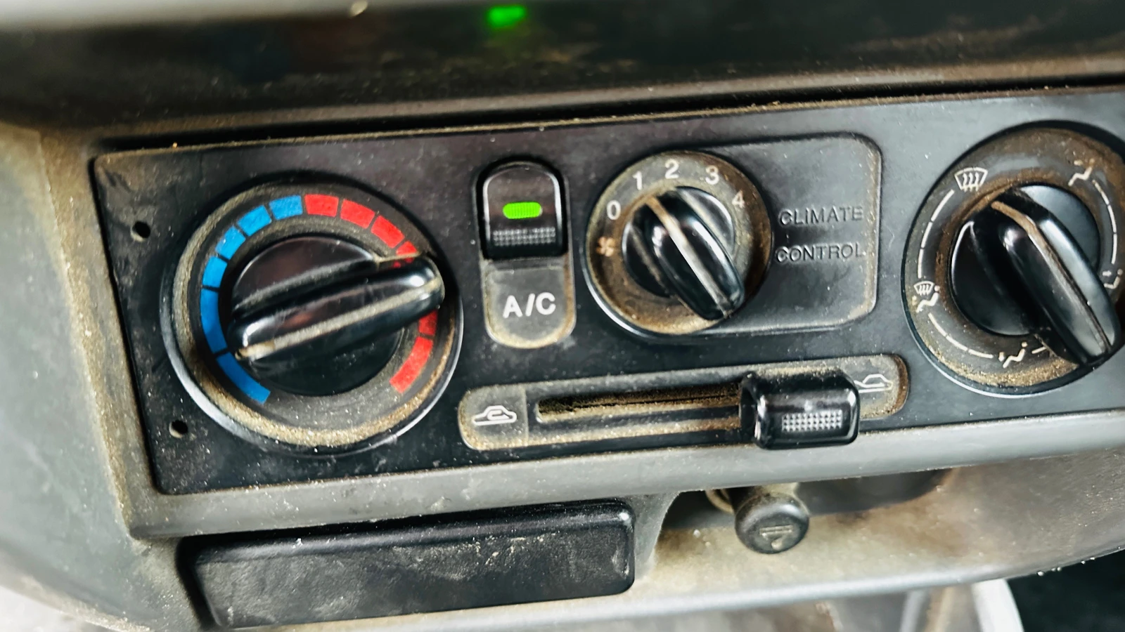 Ford Ranger 2.5tdi-4x4 Италия, снимка 10 - Автомобили и джипове - 54084463