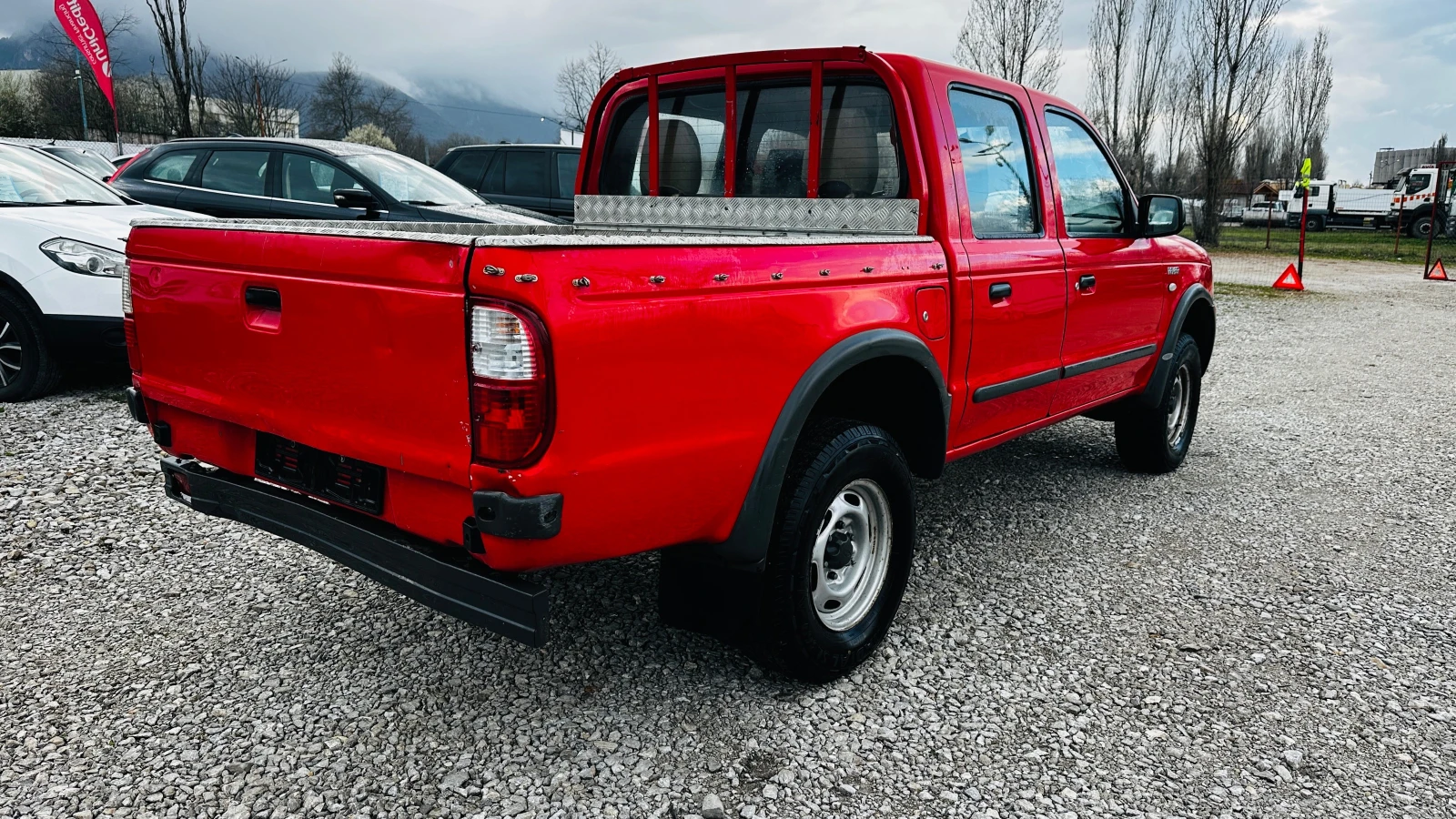 Ford Ranger 2.5tdi-4x4 Италия, снимка 4 - Автомобили и джипове - 54084463