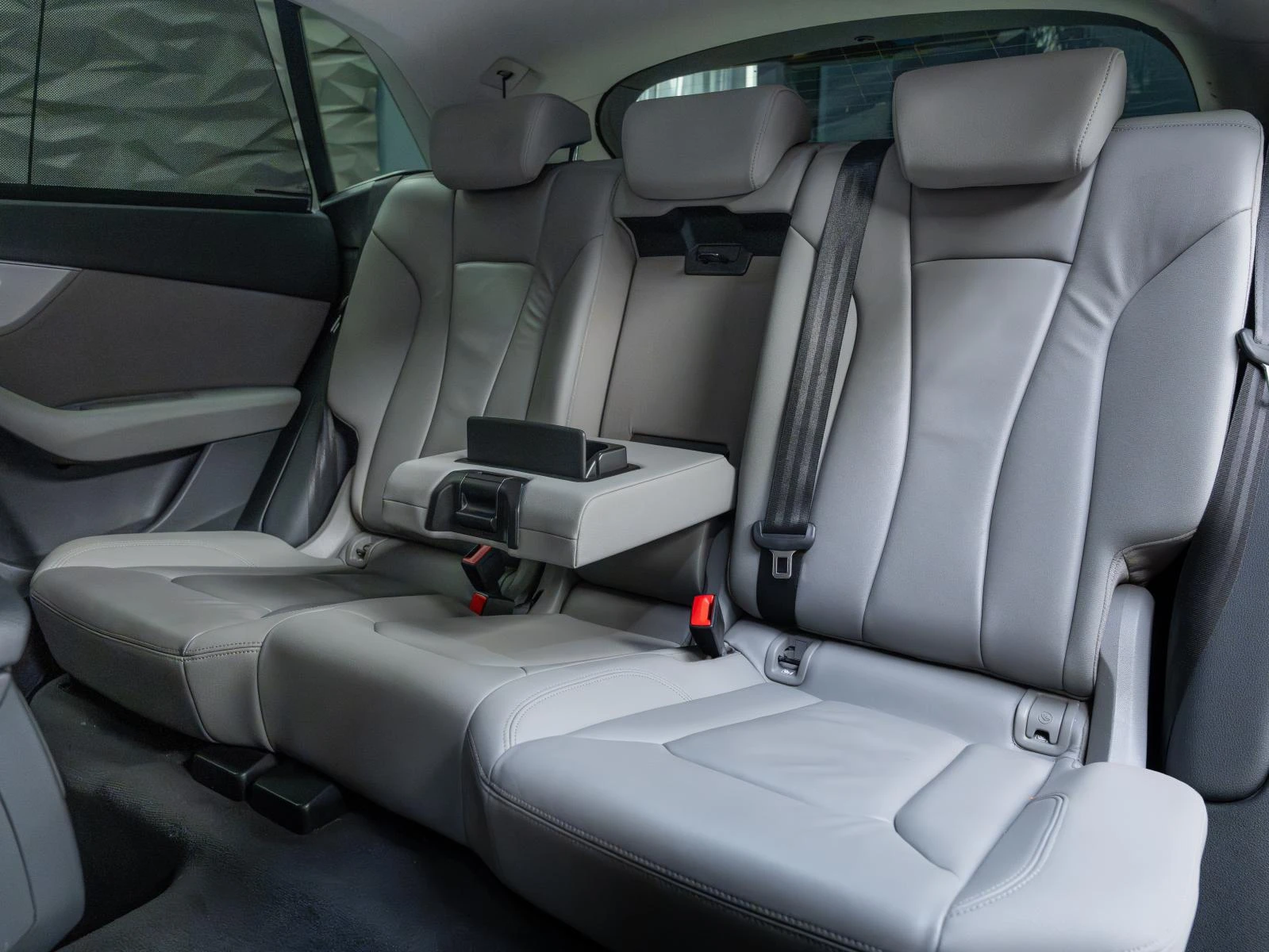 Audi Q8 QUATTRO* S-LINE* MEMORY* ОБДУХВ* DRIVE SELECT* , снимка 9 - Автомобили и джипове - 54265582