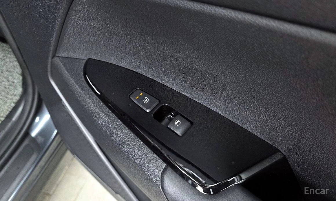 Kia Sportage Noblesse* 4x4* HARMAN KARDON* �������* ���������*  | Mobile.bg � ����������� 16