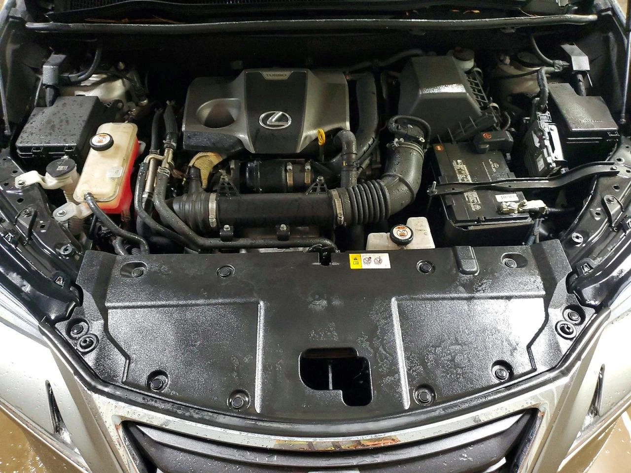 Lexus NX 200t 2.0l Base, снимка 11 - Автомобили и джипове - 54731019