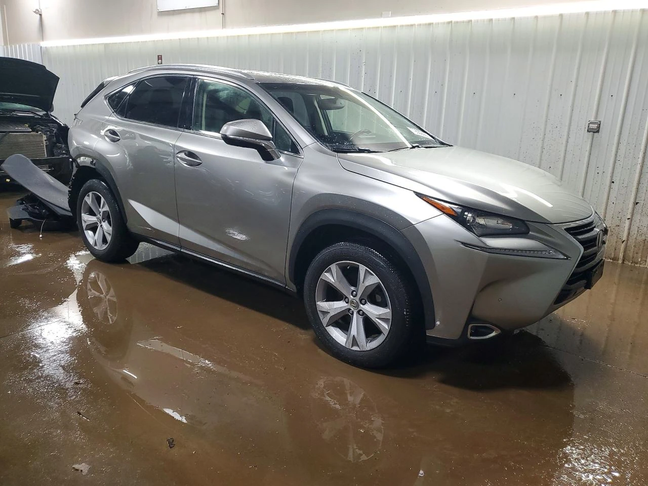 Lexus NX 200t 2.0l Base, снимка 4 - Автомобили и джипове - 54731019