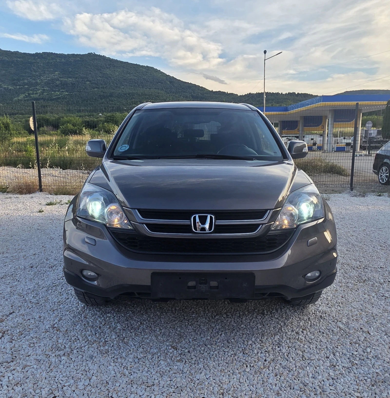 Honda Cr-v FULL SERVICE IN HONDA Fecelift , снимка 2 - Автомобили и джипове - 54858505