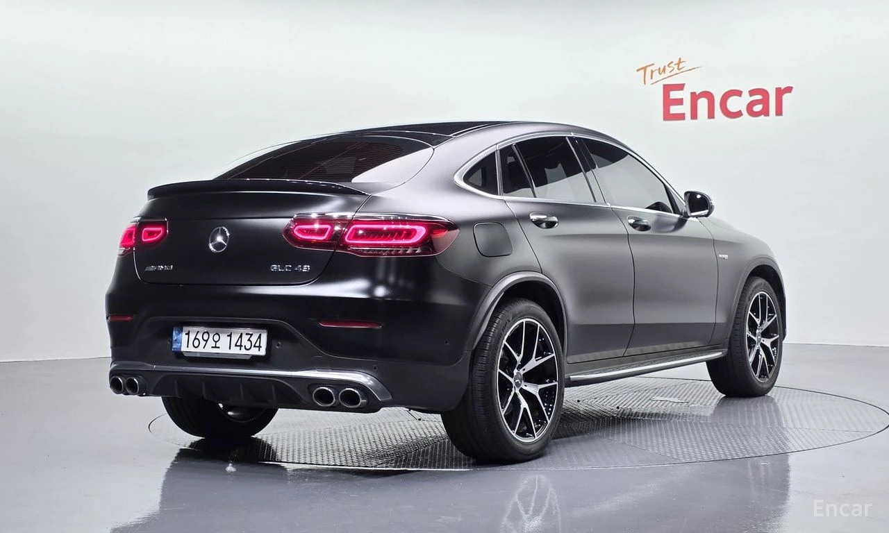 Mercedes-Benz GLC 43 AMG 4MATIC* ПОДГРЕВ* НАВИГАЦИЯ* 360 КАМЕРА, снимка 2 - Автомобили и джипове - 54957859