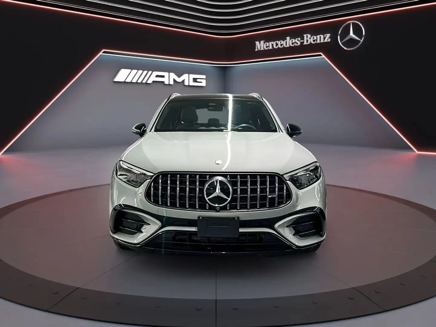 Mercedes-Benz GLC 43 AMG PREMIUM PKG ЦЕНА ДО БЪЛГАРИЯ АВТОКРЕДИТ, снимка 2 - Автомобили и джипове - 55878896