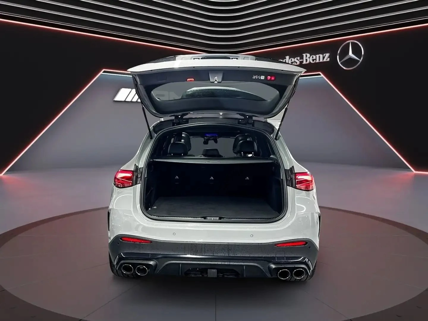 Mercedes-Benz GLC 43 AMG PREMIUM PKG ЦЕНА ДО БЪЛГАРИЯ АВТОКРЕДИТ, снимка 9 - Автомобили и джипове - 55878896