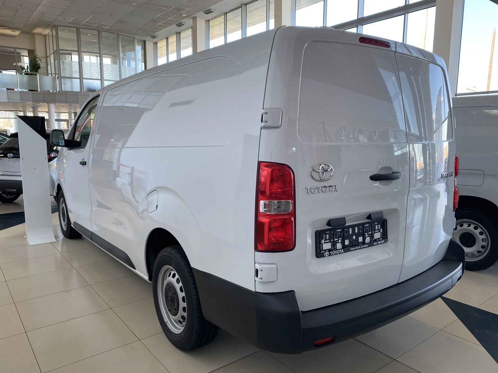 Toyota Proace Base L2 6MT - изображение 4