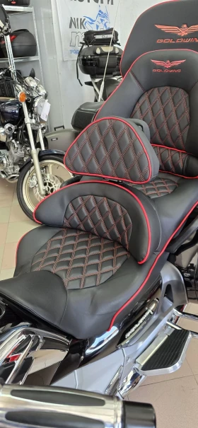 Honda Gold Wing GL 1800 Като нов ! Лизинг !, снимка 15