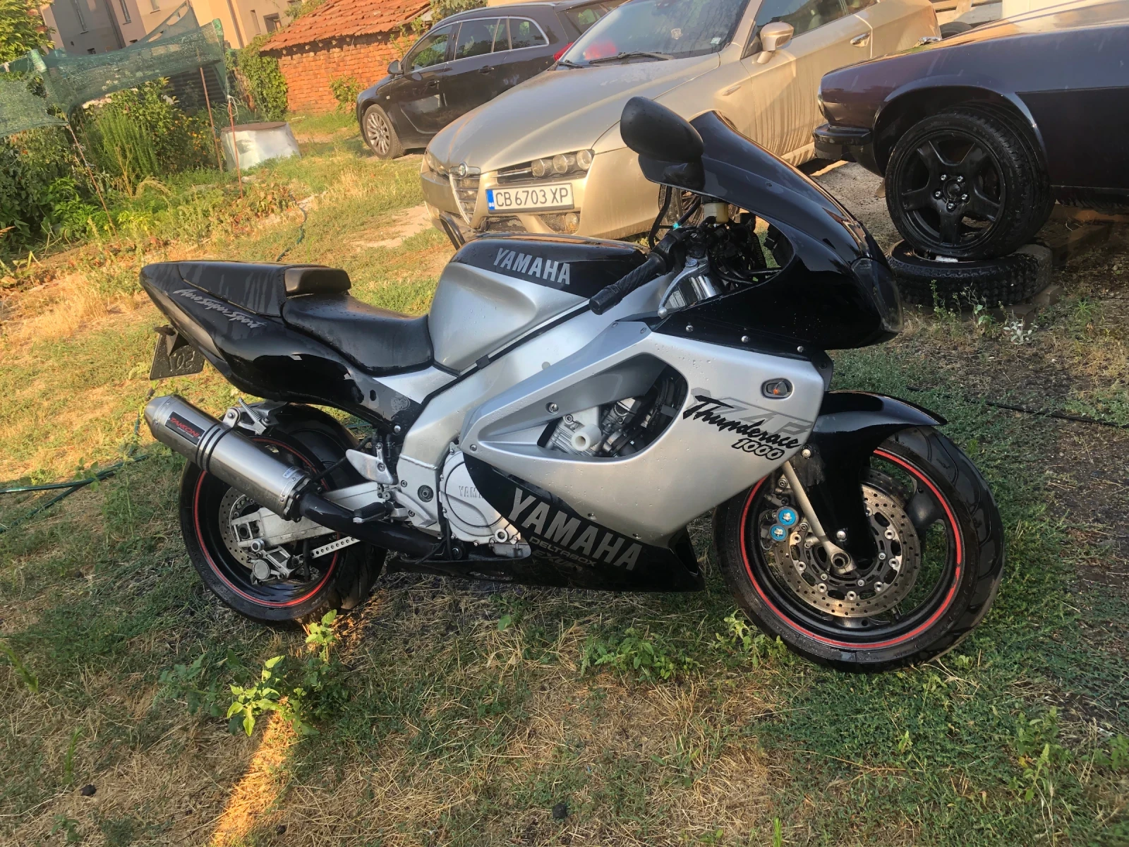 Yamaha YZF-R1 YZF 1000 R Thunderace