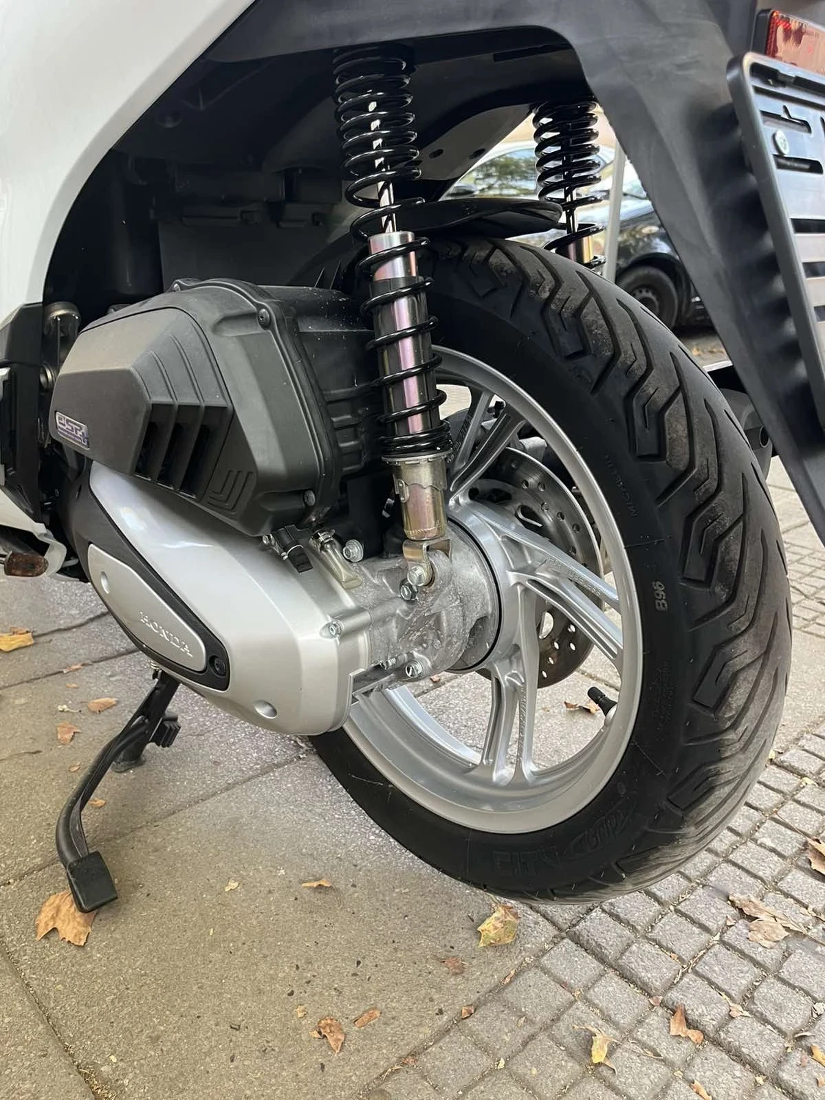 Honda Sh SH125i, снимка 5 - Мотоциклети и мототехника - 55658647