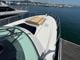 Обява за продажба на Моторна яхта Monterey 415 Sport Yacht ~ 199 990 EUR - изображение 7