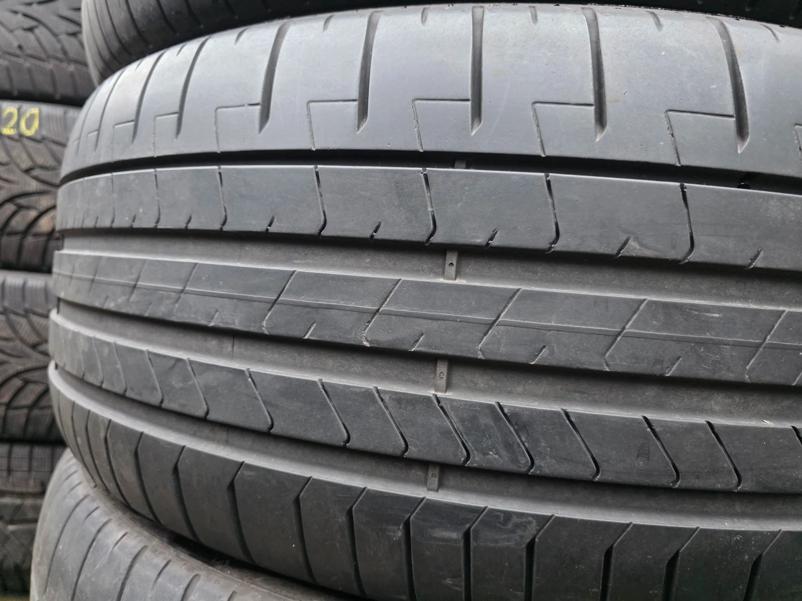Гуми Летни 255/50R21, снимка 6 - Гуми и джанти - 53982349