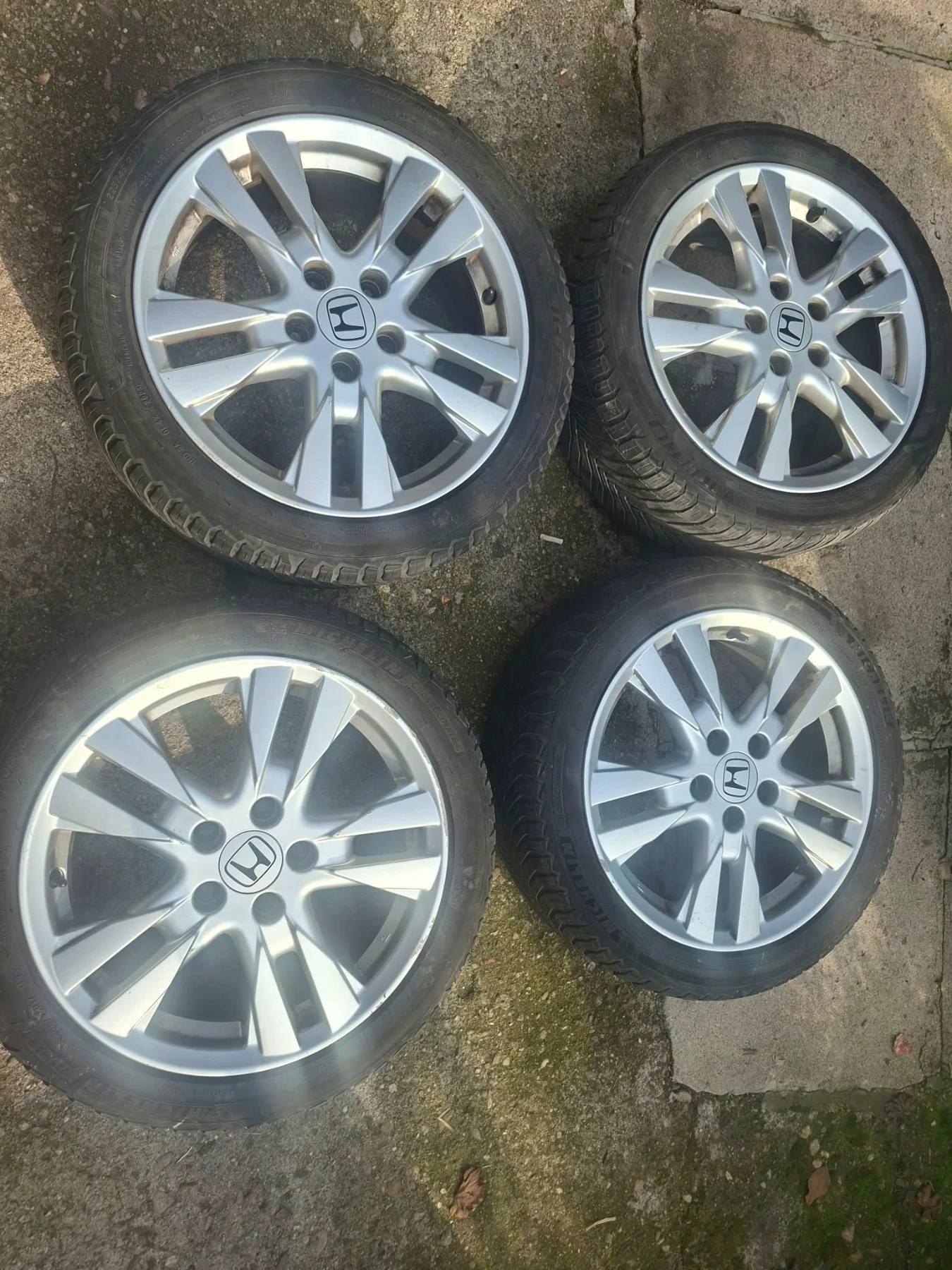 Гуми с джанти Michelin 225/45R17