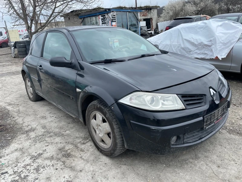 Renault Megane 1.5, снимка 2 - Автомобили и джипове - 44807301