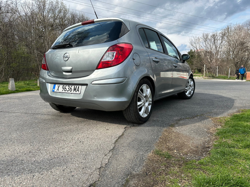 Opel Corsa, снимка 3 - Автомобили и джипове - 46095957