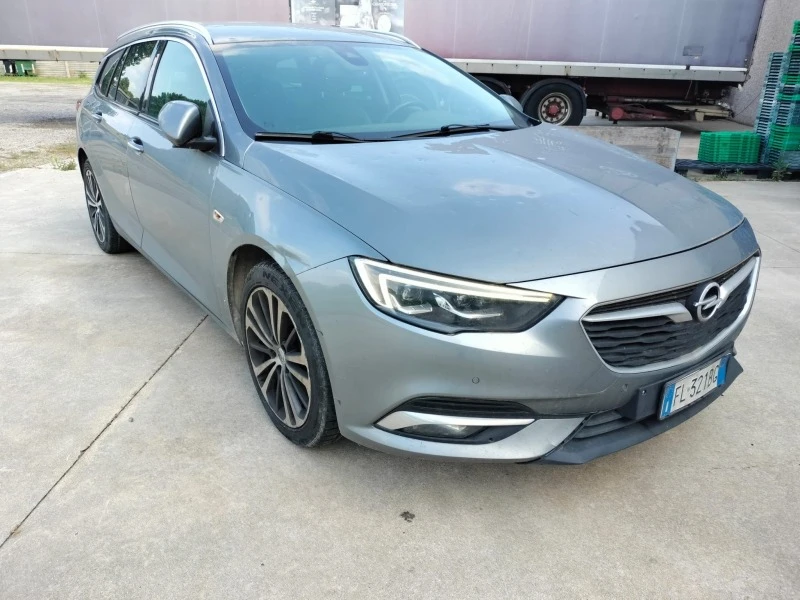 Opel Insignia 2.0cdti-B20DTH, снимка 2 - Автомобили и джипове - 46688930