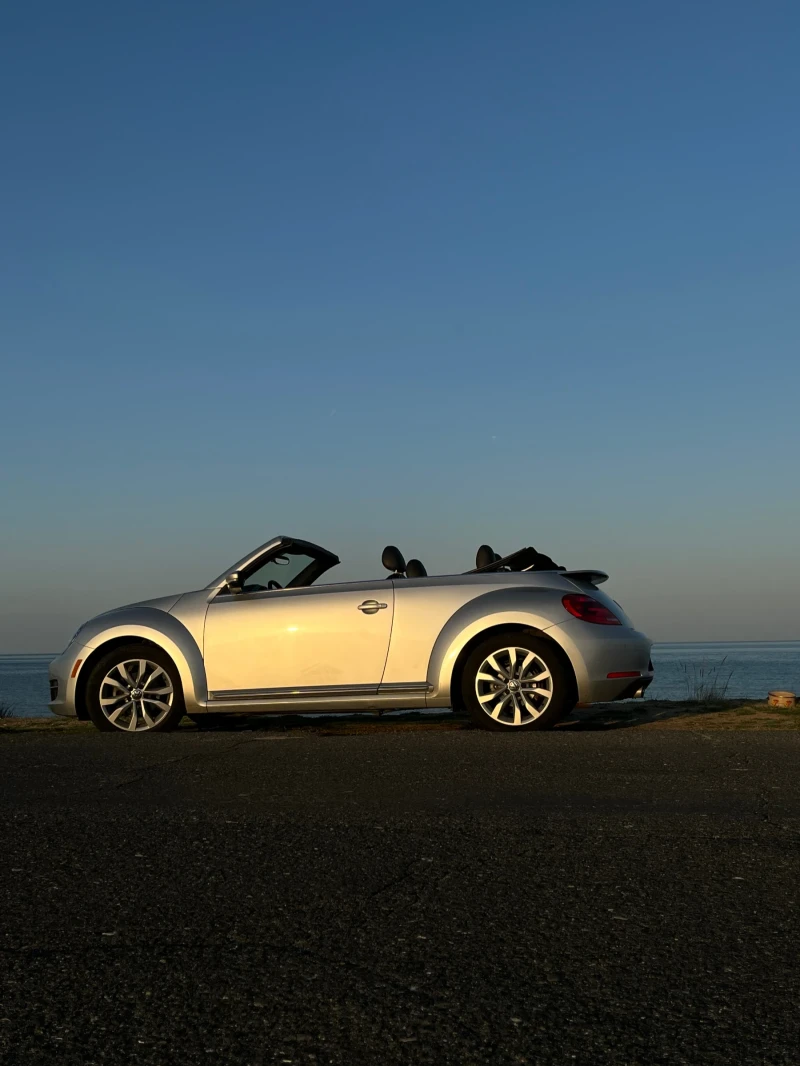 VW New beetle Cabriolet , снимка 1 - Автомобили и джипове - 47847582