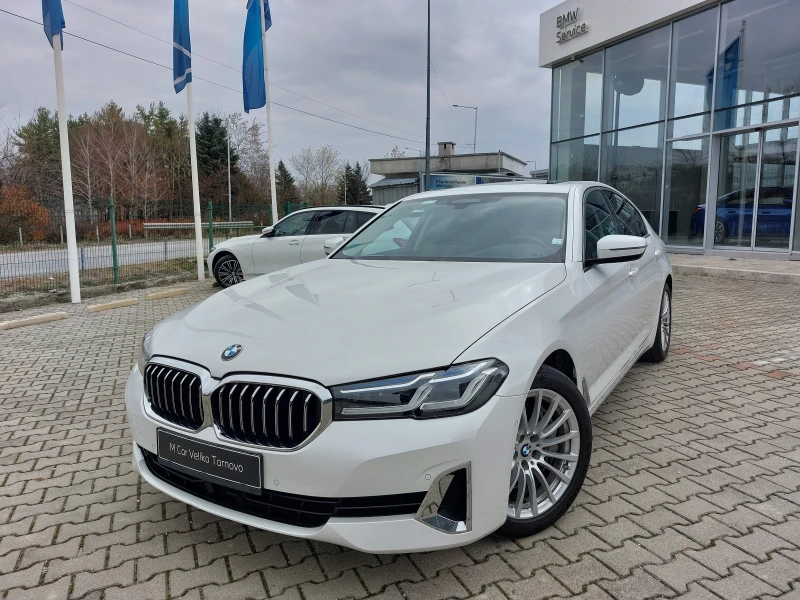 BMW 530 xDrive Sedan, снимка 1 - Автомобили и джипове - 48142010