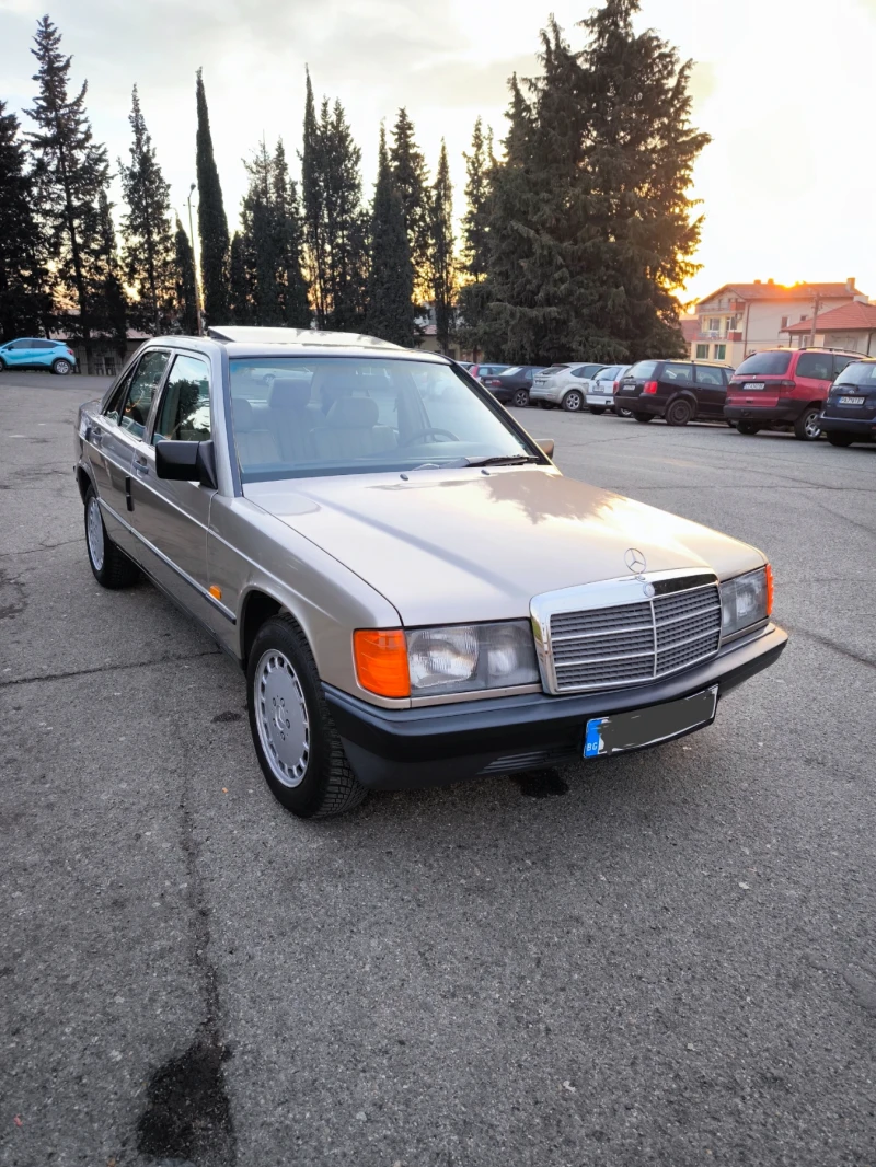 Mercedes-Benz 190, снимка 3 - Автомобили и джипове - 48540630