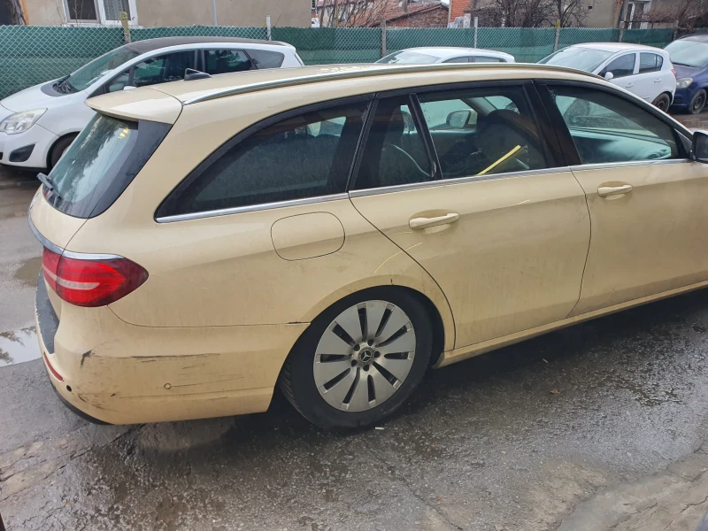 Mercedes-Benz E 200, снимка 4 - Автомобили и джипове - 49321822