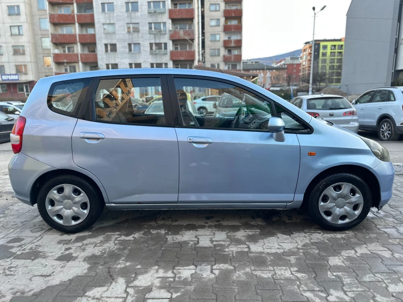 Honda Jazz, снимка 5 - Автомобили и джипове - 49440771