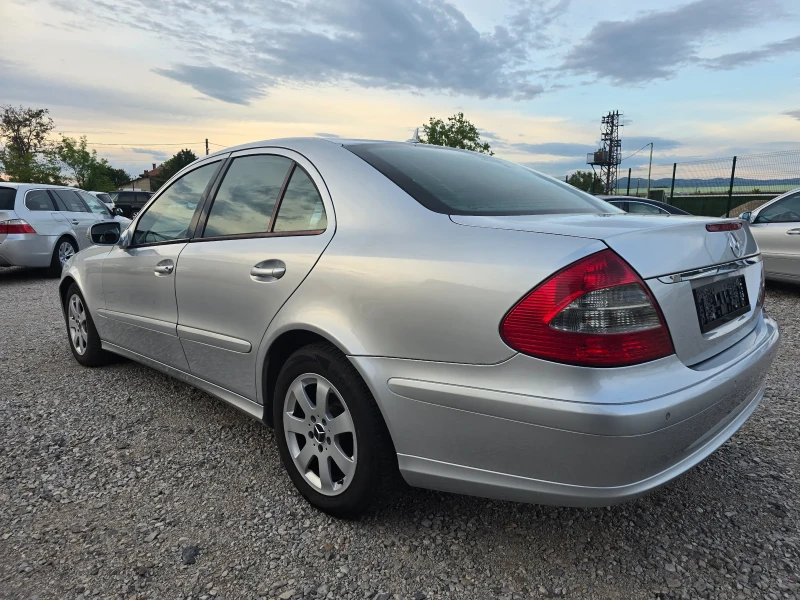 Mercedes-Benz E 200 KOMPRESSOR FACELIFT, снимка 4 - Автомобили и джипове - 51352627