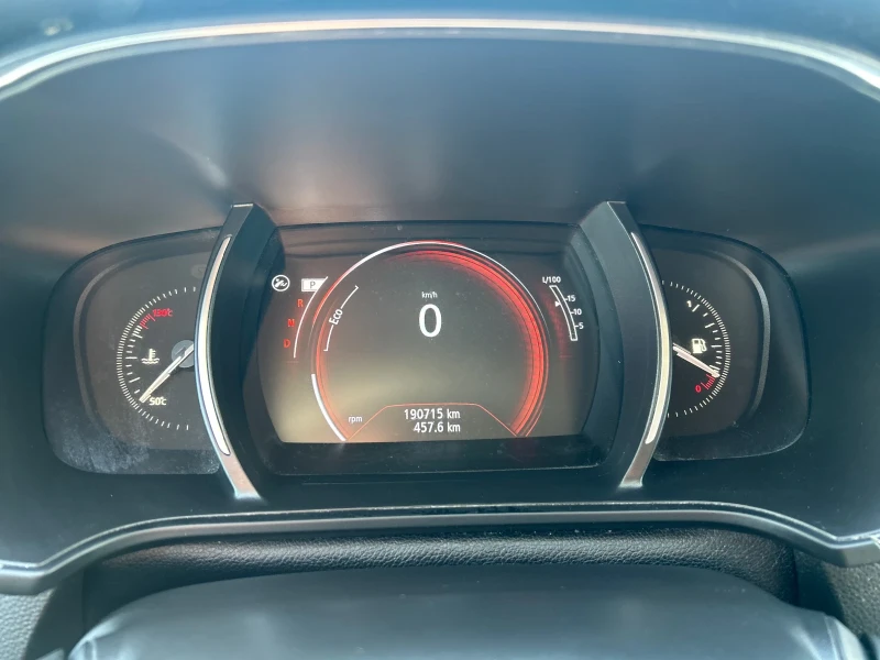 Renault Megane DCI AUTO EURO6B, снимка 15 - Автомобили и джипове - 50606235