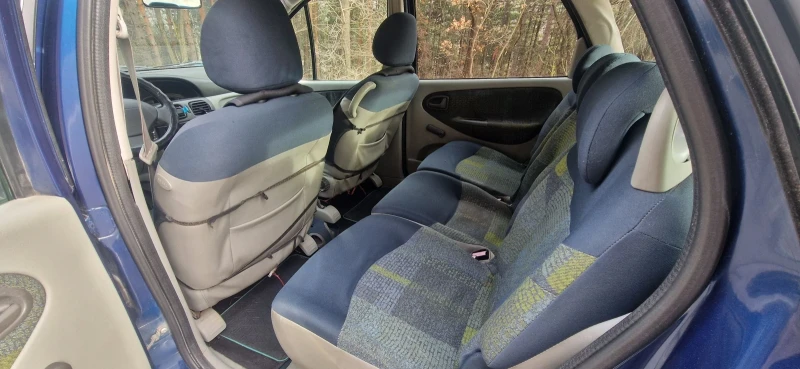 Renault Scenic 1.6i / LPG, снимка 10 - Автомобили и джипове - 52323101